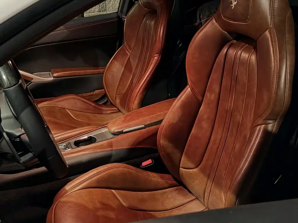 Ferrari F12berlinetta — миниатюра 6