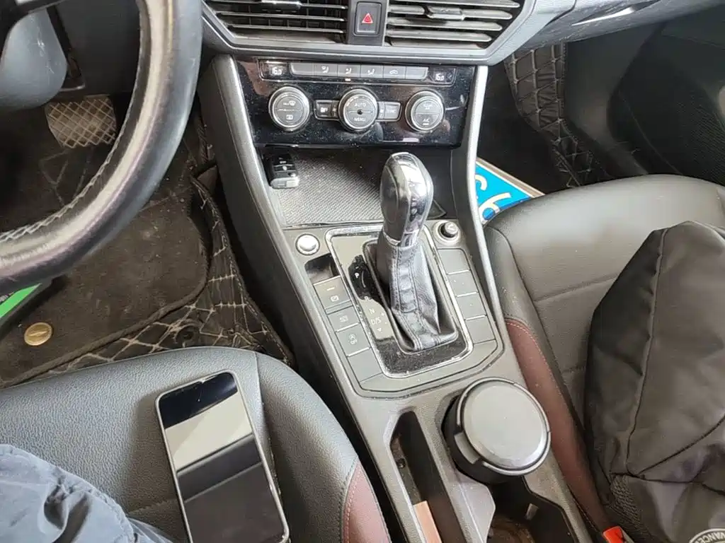 Volkswagen Bora — миниатюра 14
