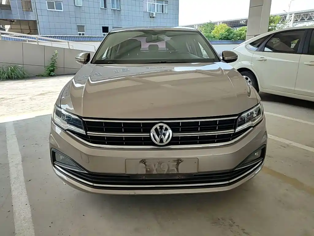 Volkswagen Bora — миниатюра 3
