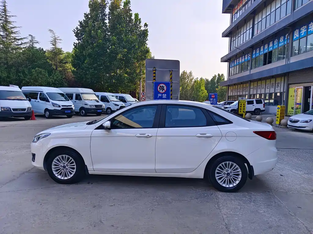 Ford Escort — миниатюра 7