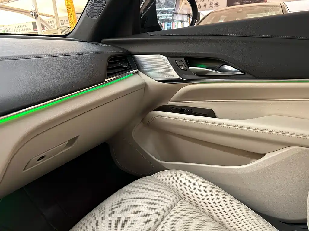 Cadillac CT4 — миниатюра 16