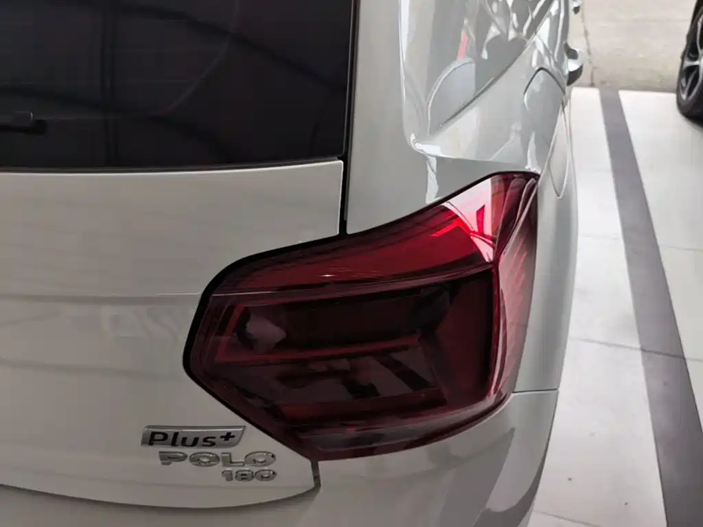 Volkswagen Polo — миниатюра 8