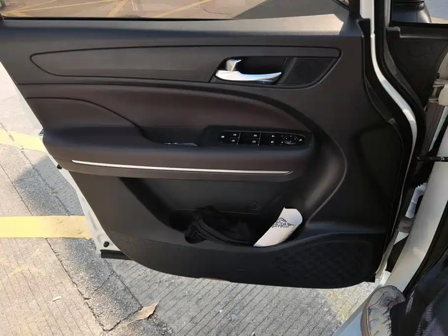 GAC Motor Trumpchi M6 — миниатюра 7
