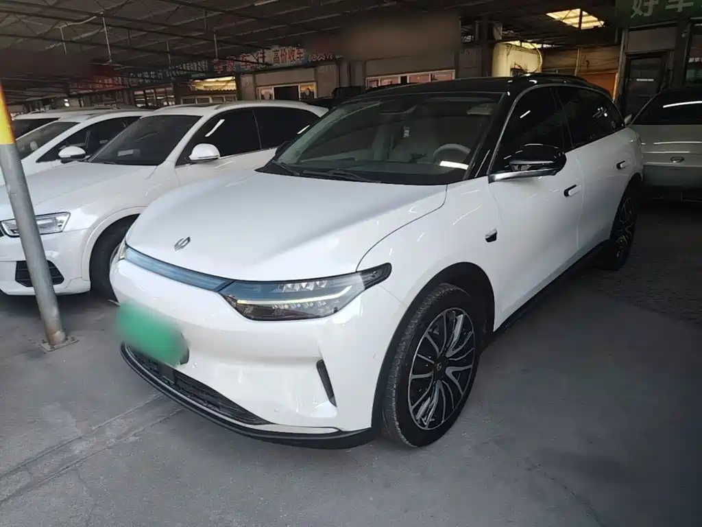Leapmotor C11