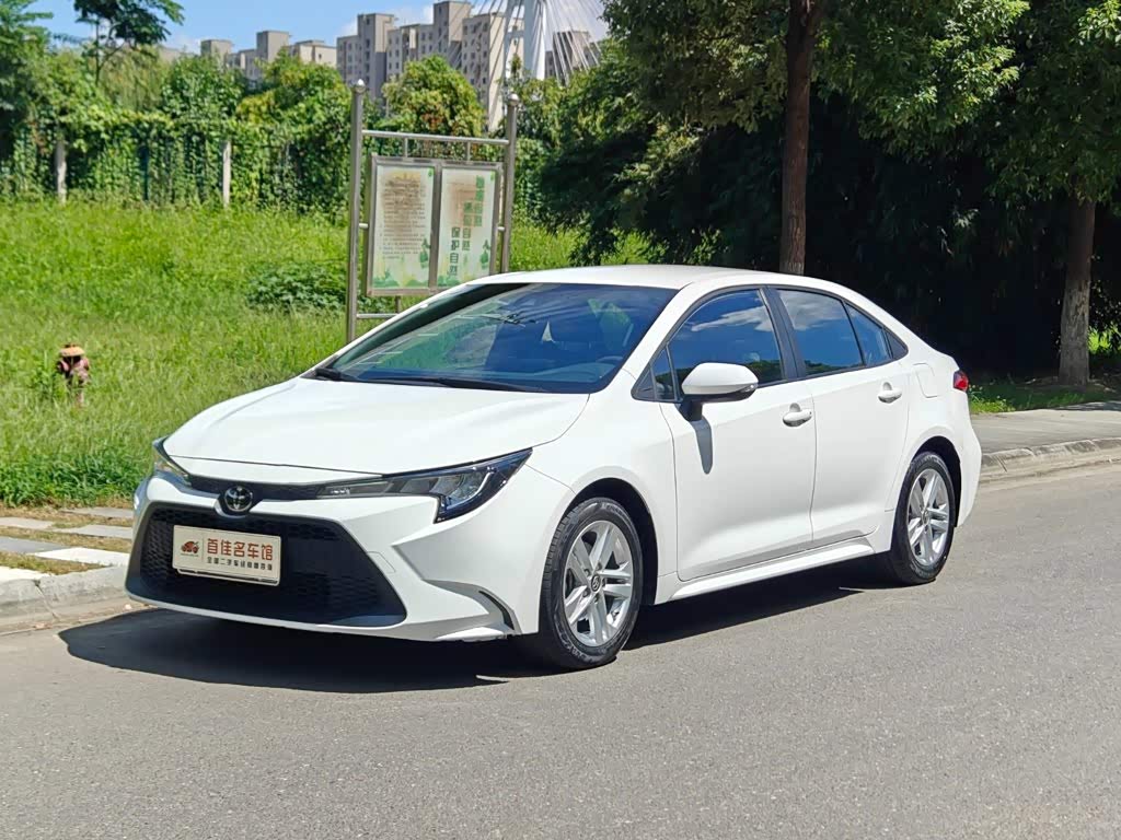 Toyota Levin 1.5 л 2021 г. Белый, пробег 27000 км