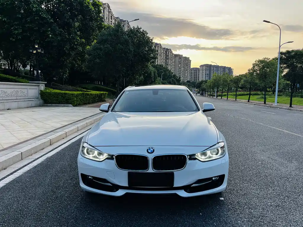 BMW 3 Series — миниатюра 2