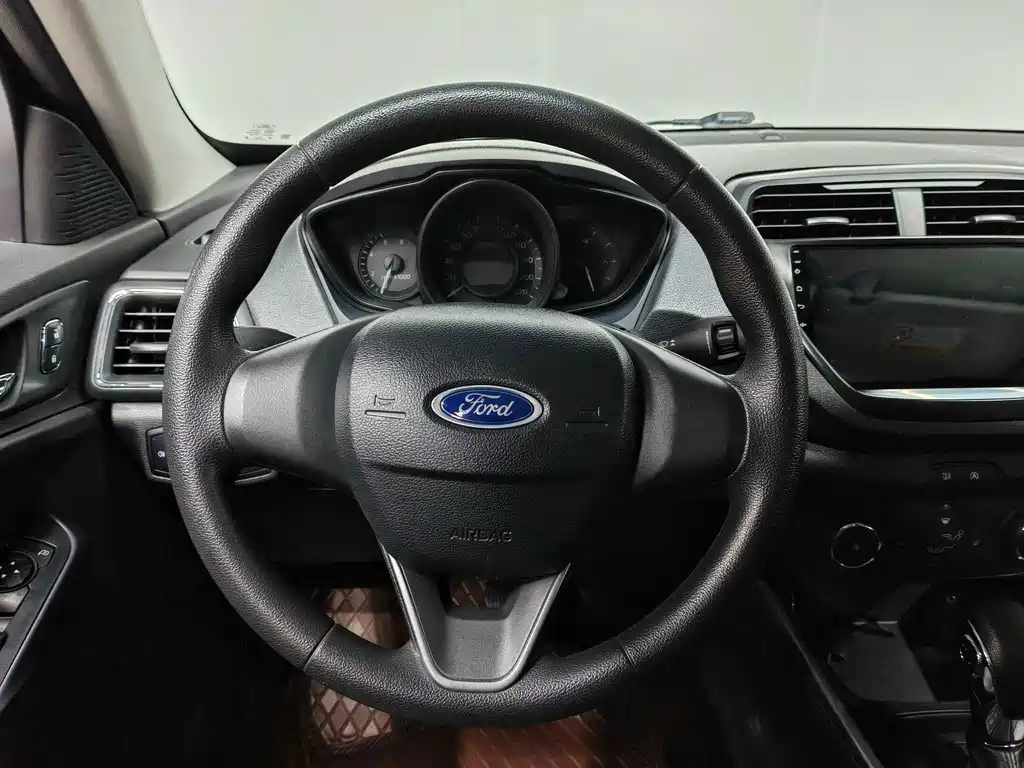 Ford Escort — миниатюра 11