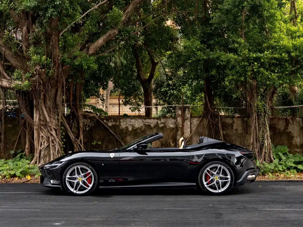 Ferrari Roma — миниатюра 2