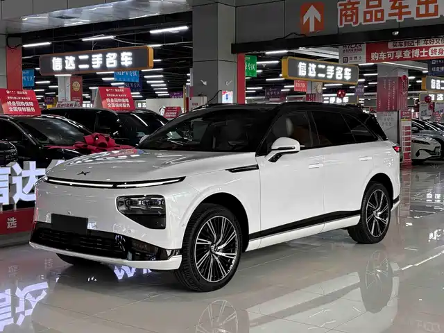 XPeng G9