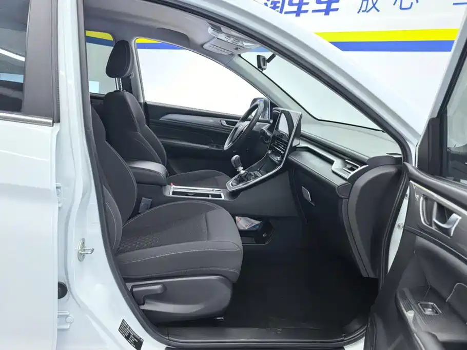 Haval M6 — миниатюра 8