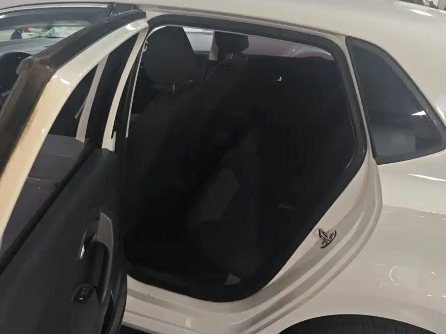 Volkswagen Polo — миниатюра 11