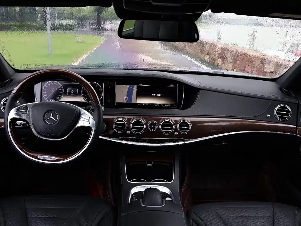 Mercedes-Benz S-Class — миниатюра 16