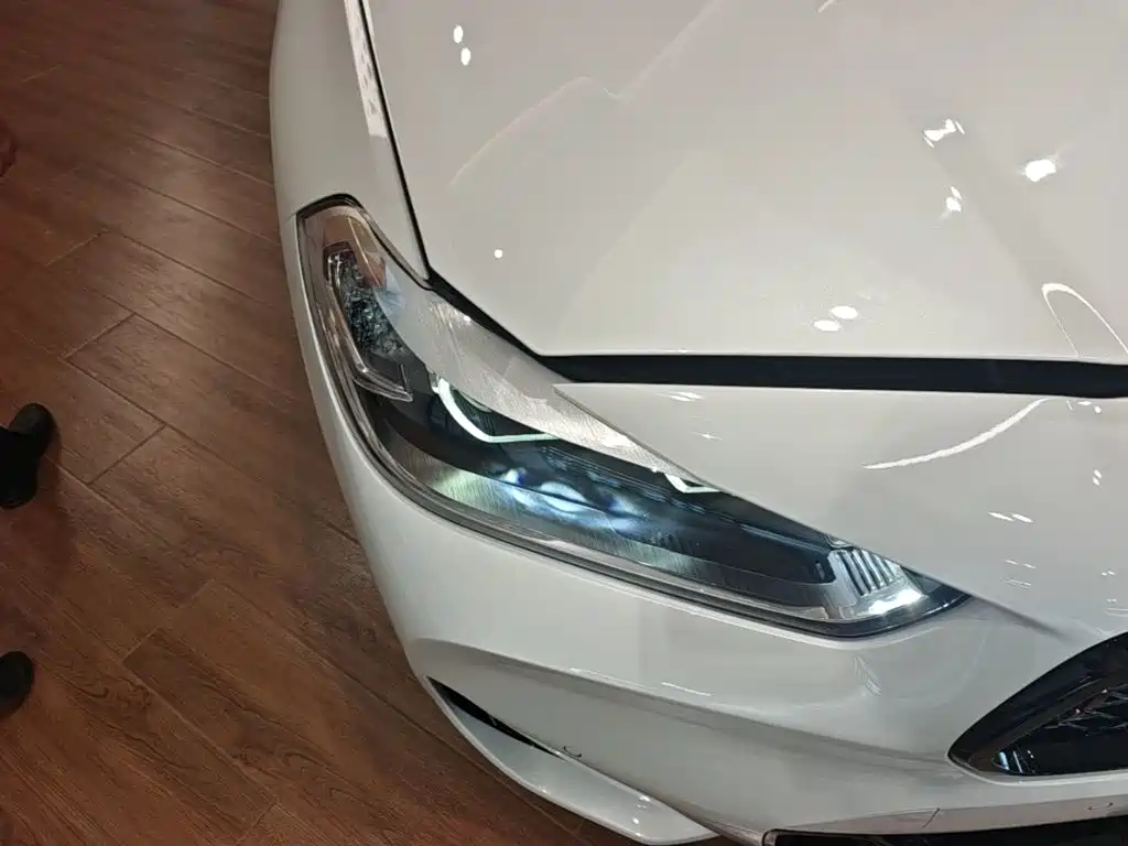 BMW X2 — миниатюра 11