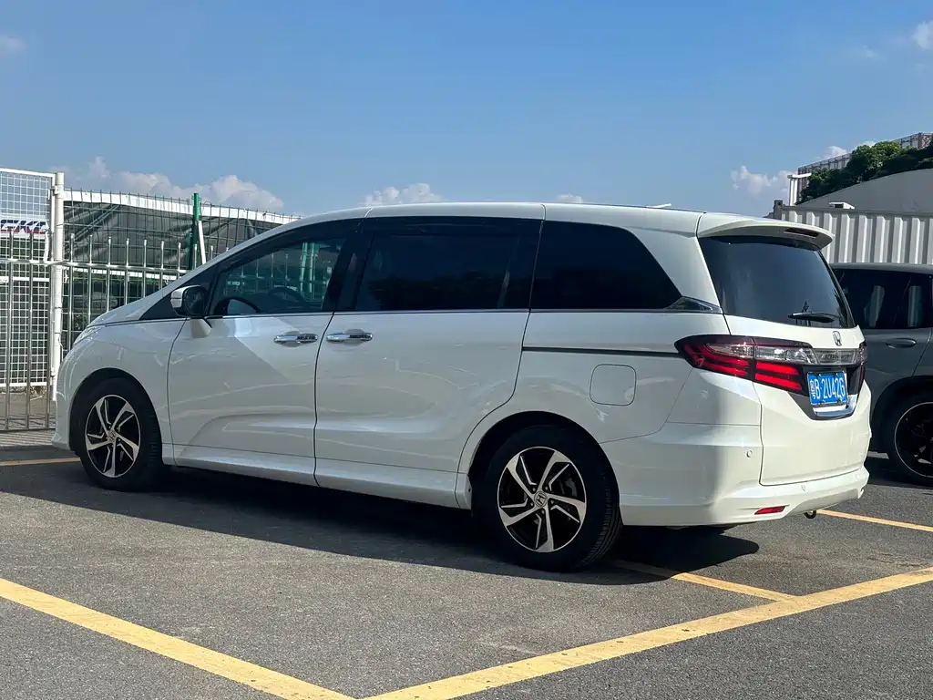 Honda Odyssey — миниатюра 4