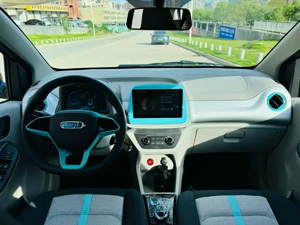 JMEV EV2 — миниатюра 5