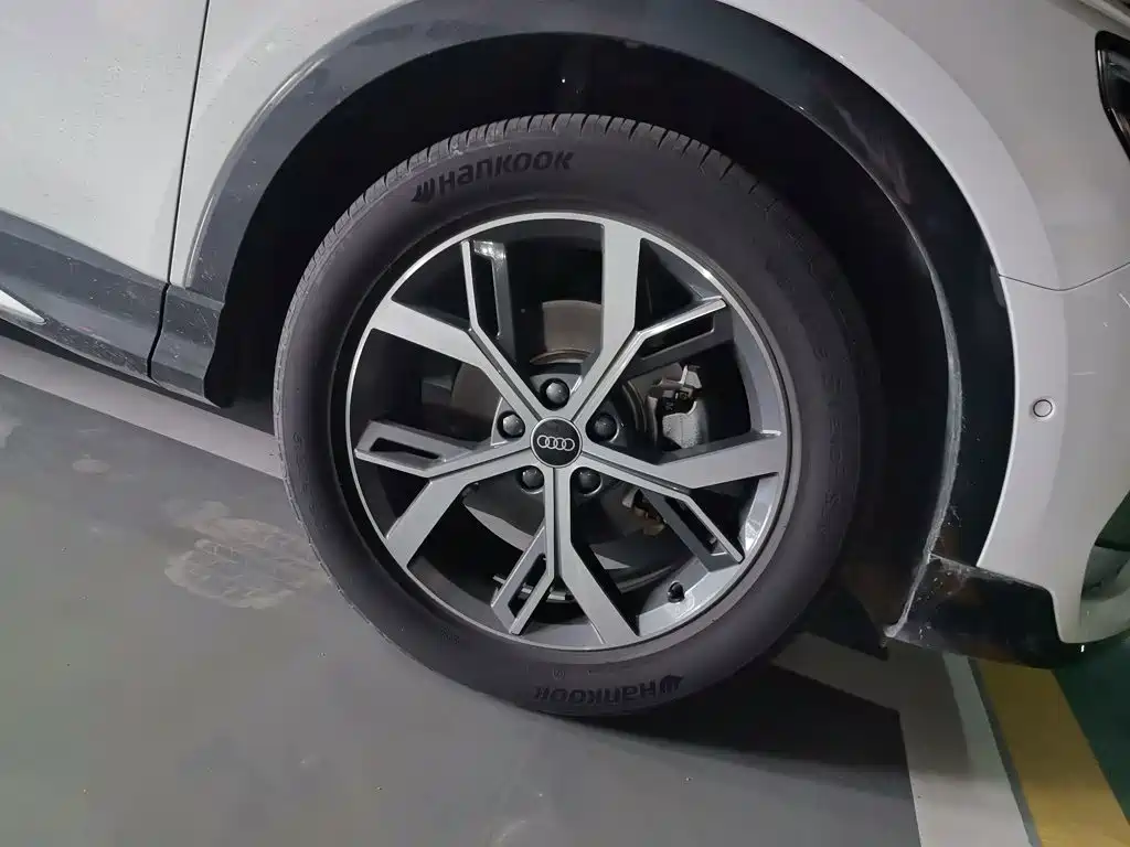 Audi Q3 — миниатюра 8