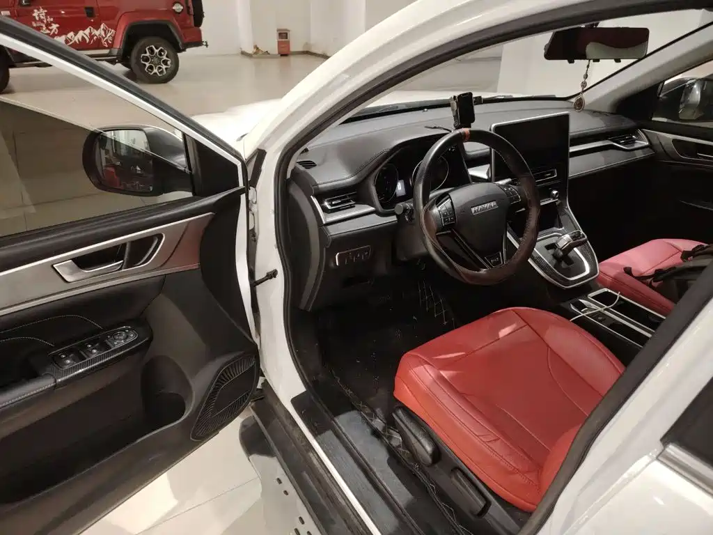 Haval M6 2023 — фото 12