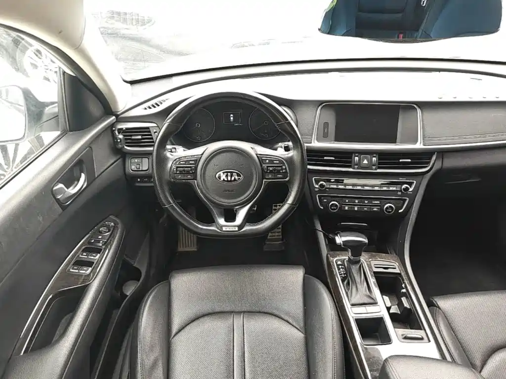 Kia K5 — миниатюра 7