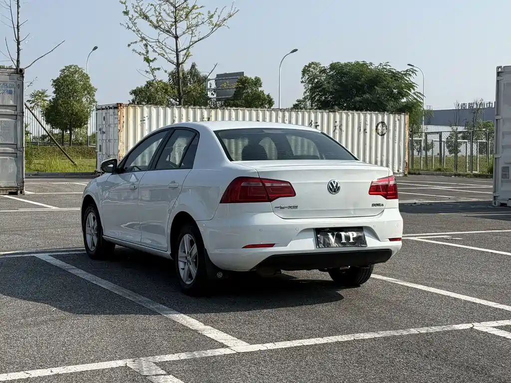 Volkswagen Bora — миниатюра 13