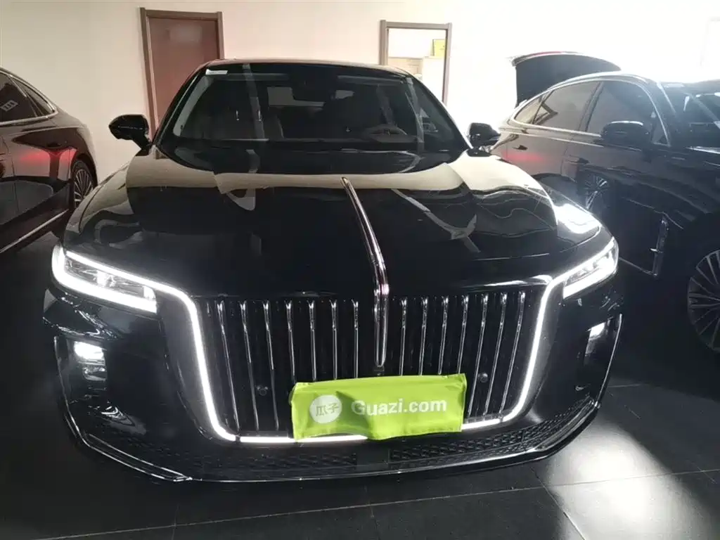 Hongqi H9 2022 2.0T