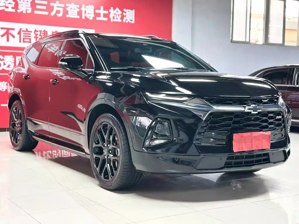 Chevrolet Blazer — миниатюра 3