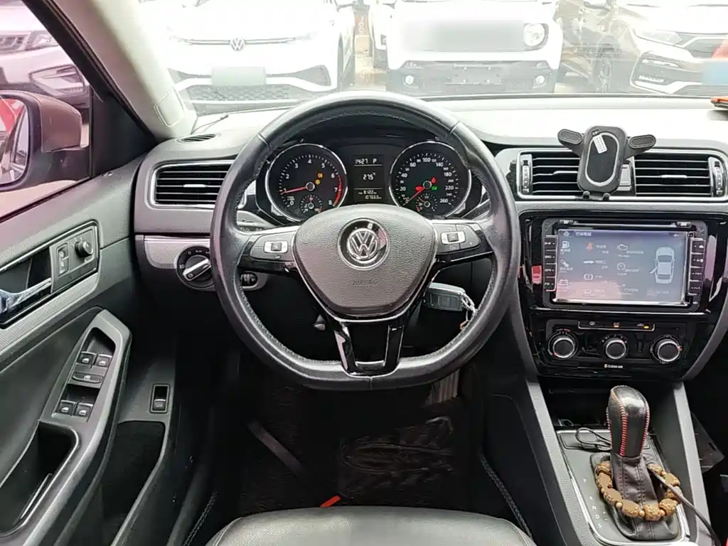 Volkswagen Sagitar — миниатюра 11