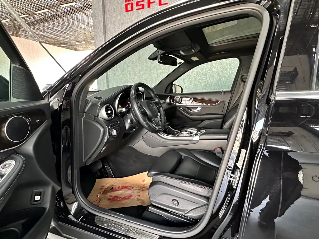 Mercedes-Benz GLC — миниатюра 12