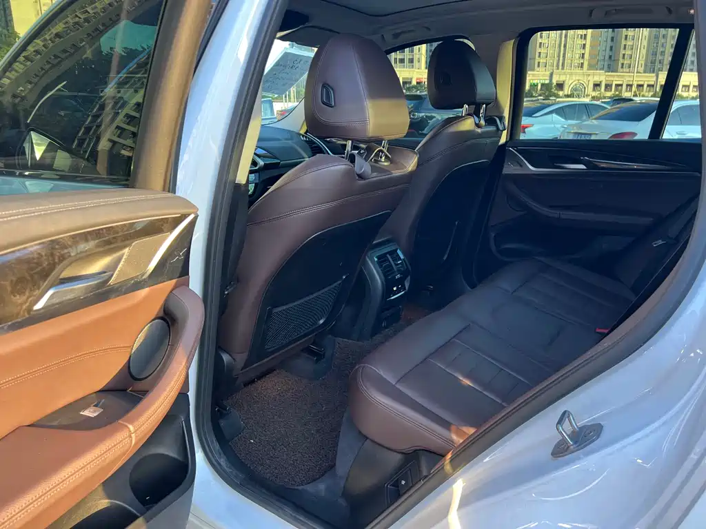BMW X3 2018 xDrive30i Lead M Sport V