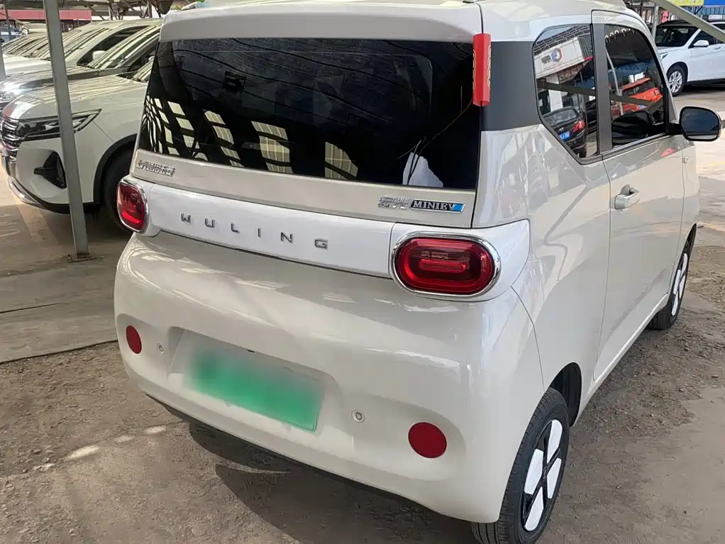 Wuling MINIEV — миниатюра 15