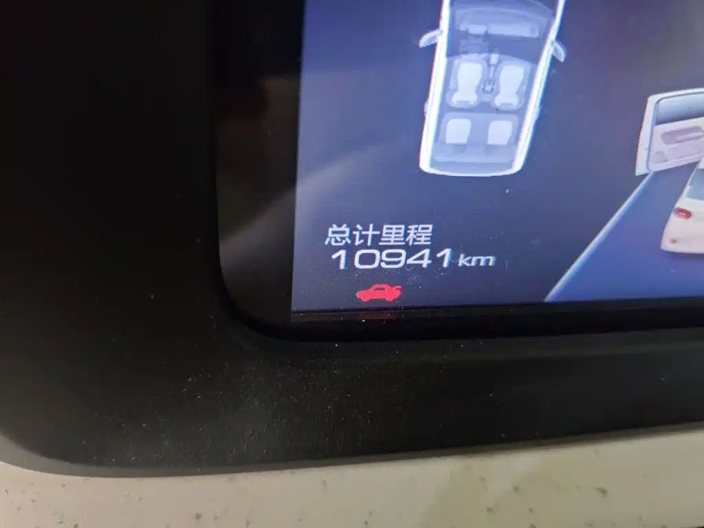 Wuling MINIEV — миниатюра 8