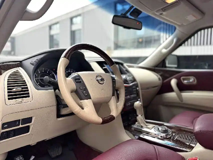 Nissan Patrol — миниатюра 4