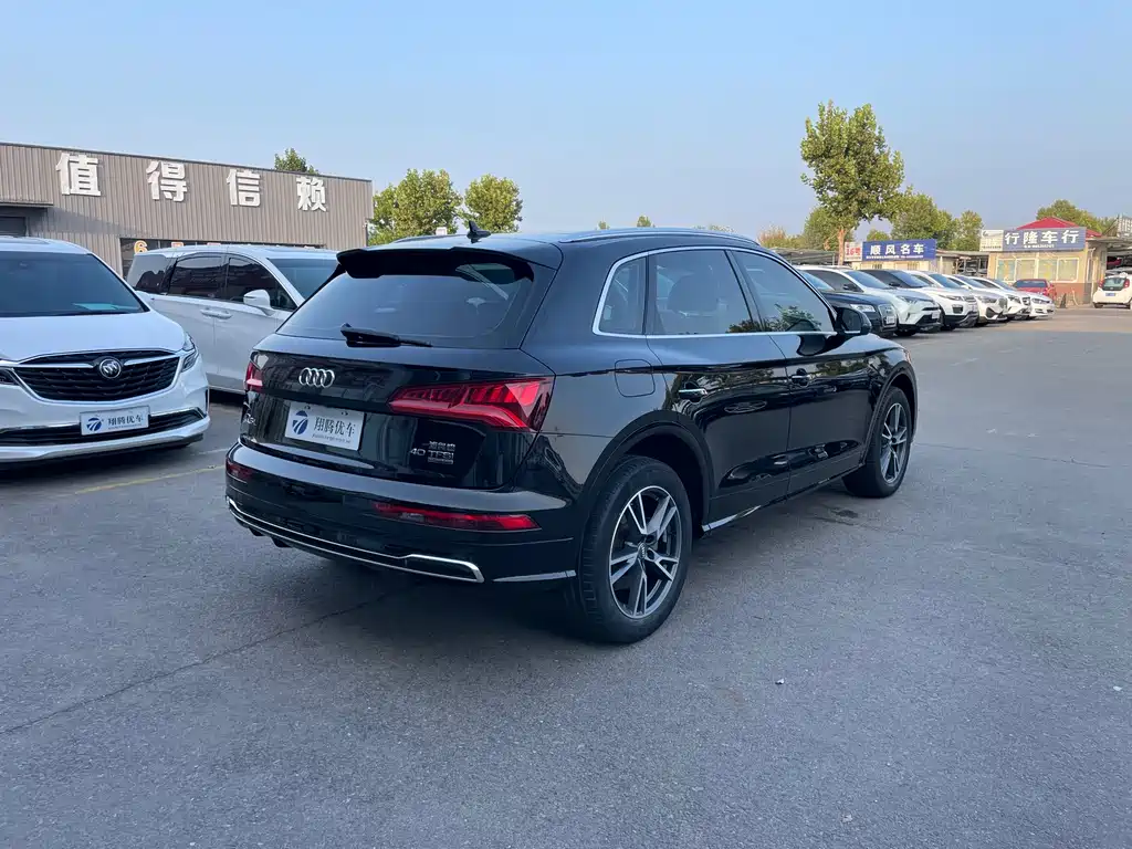 Audi Q5L — миниатюра 5