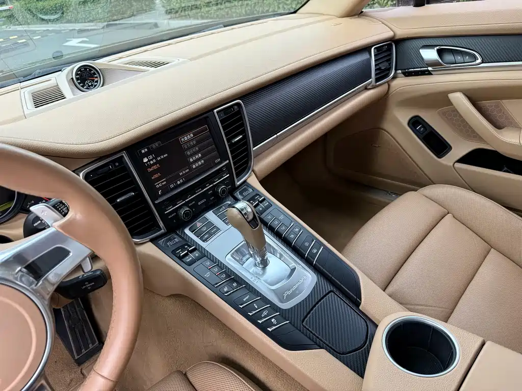 Porsche Panamera — миниатюра 8