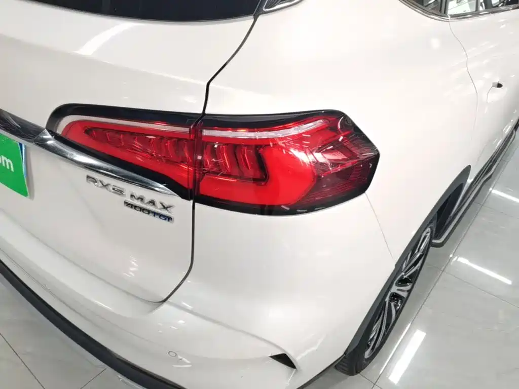Roewe RX5 MAX — миниатюра 8