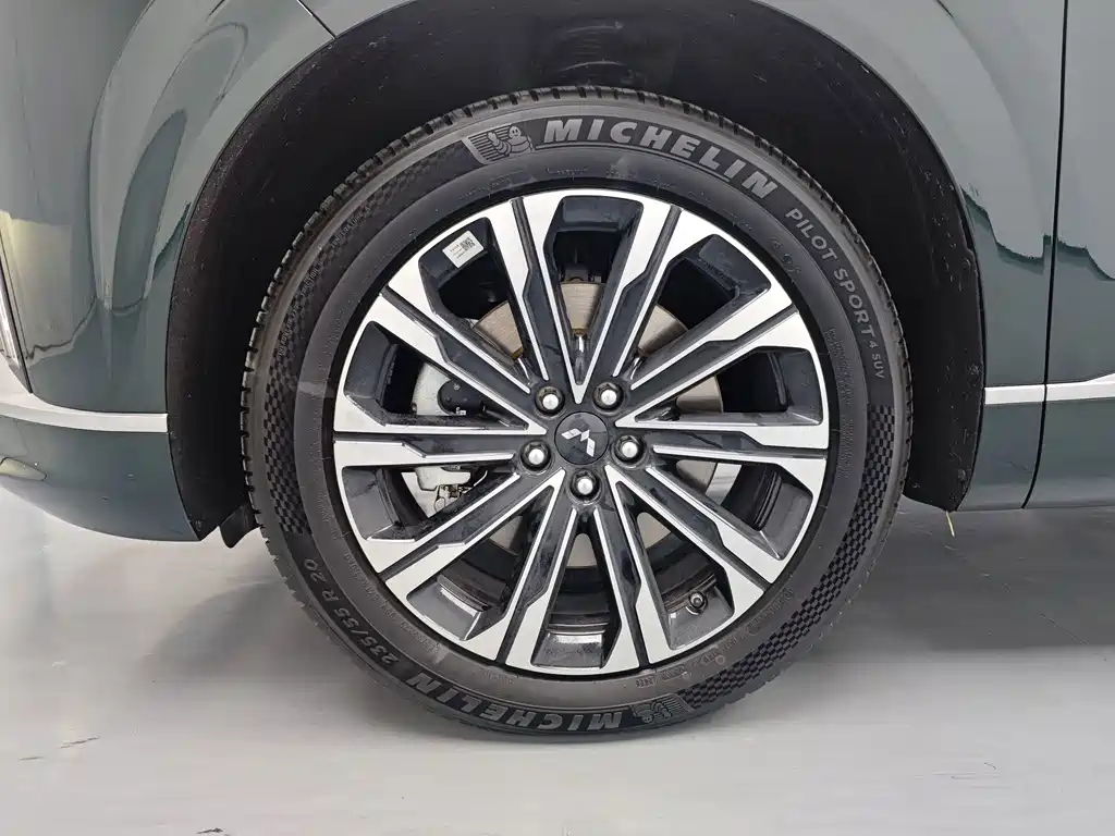 Wuling Xingguang L — миниатюра 13