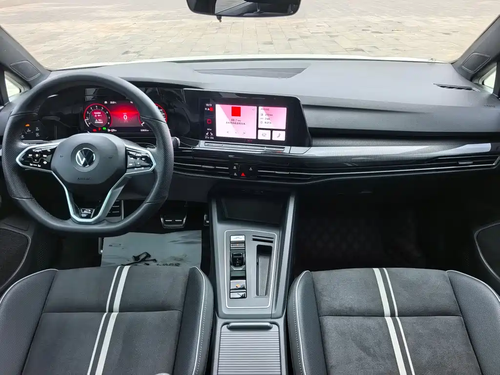 Volkswagen Golf — миниатюра 11