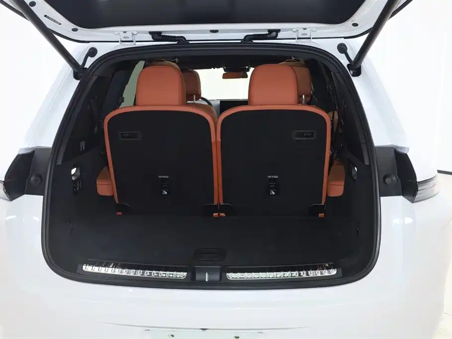 Li Auto L8 2025 Max