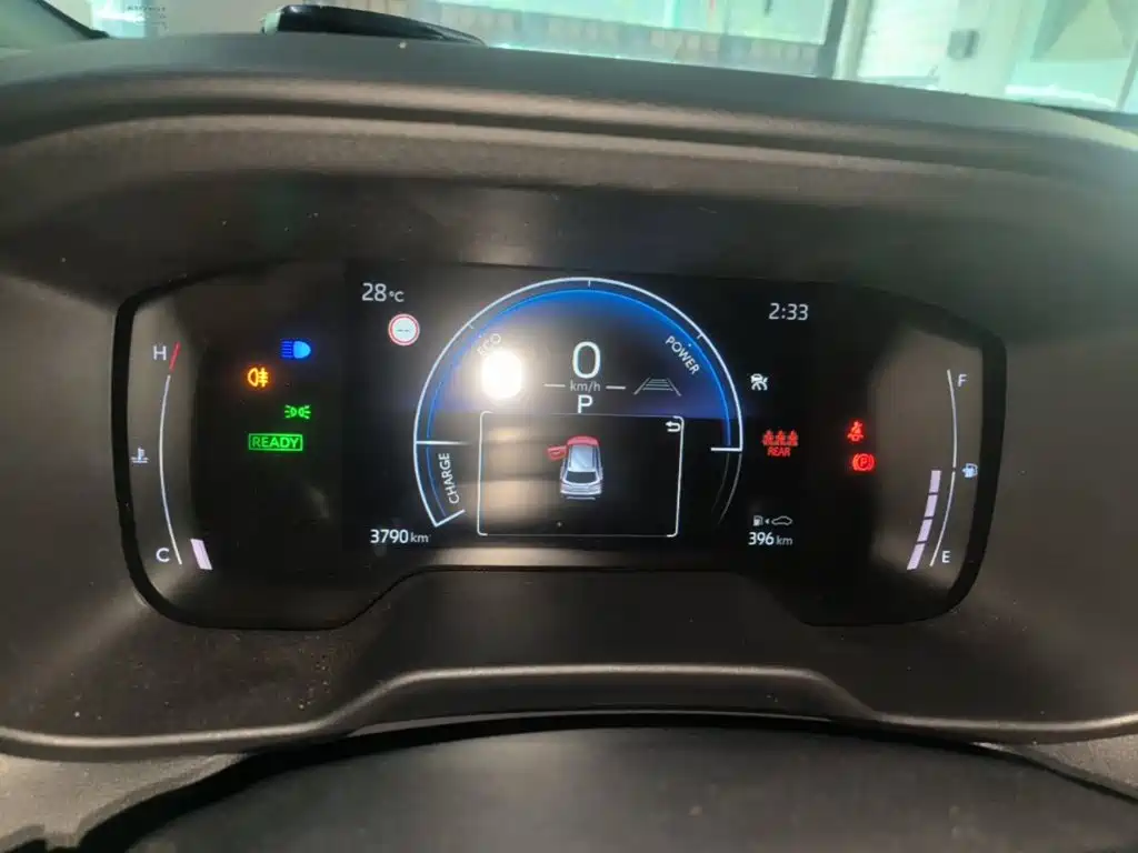Toyota Corolla Cross — миниатюра 12