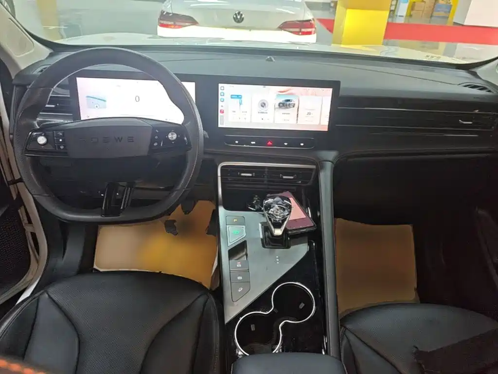 Roewe RX5 New Energy — миниатюра 10