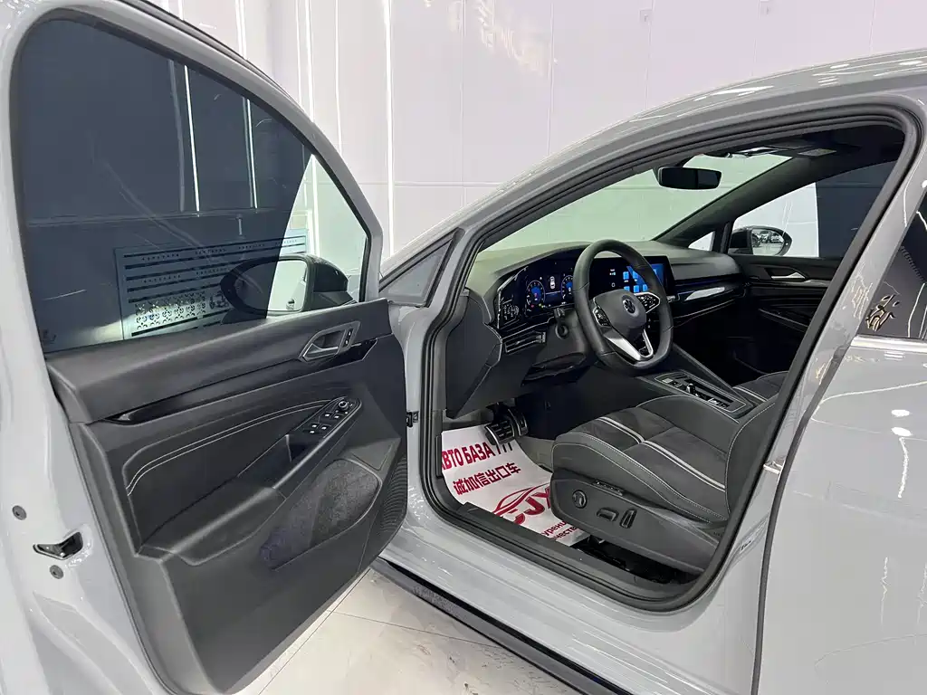Volkswagen Golf — миниатюра 7
