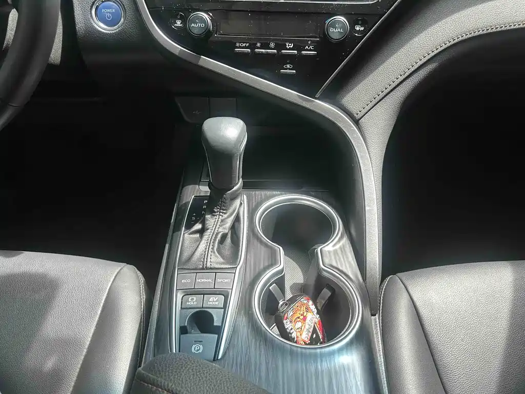 Toyota Camry 2021 2.5HQ Flagship