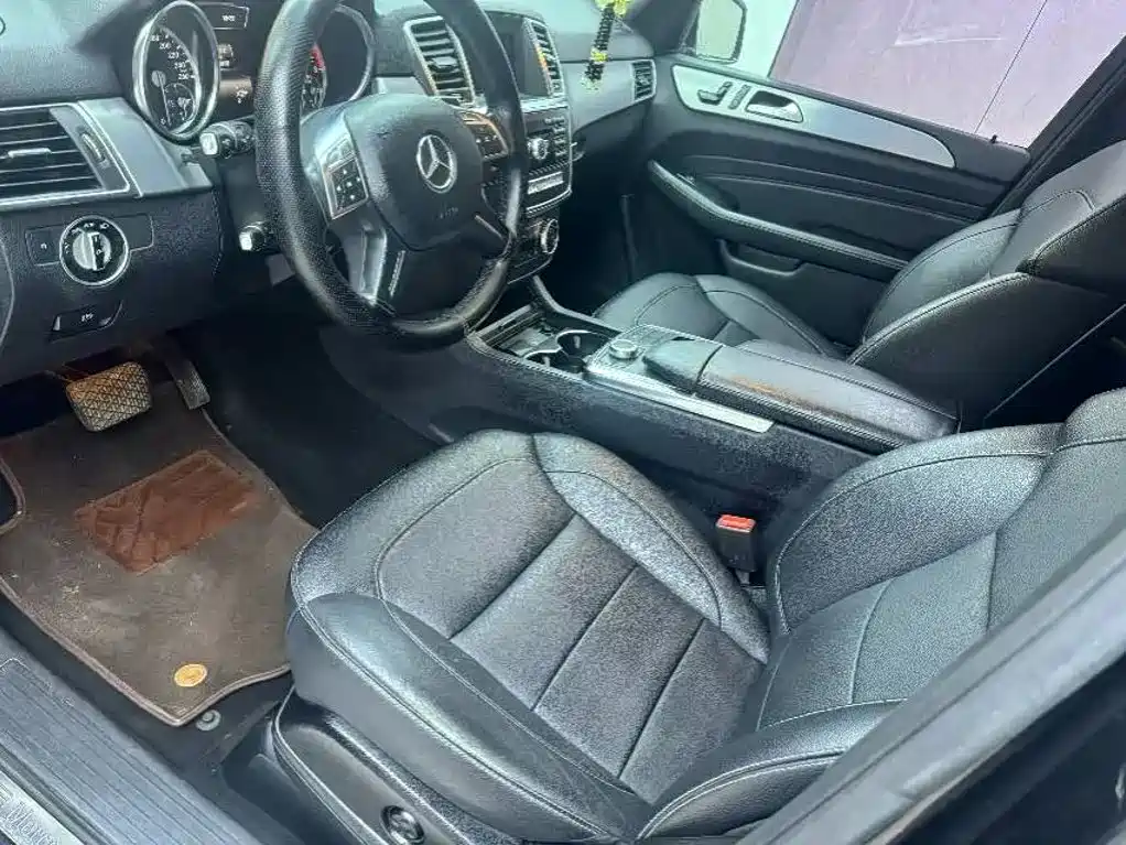 Mercedes-Benz M-Class — миниатюра 6