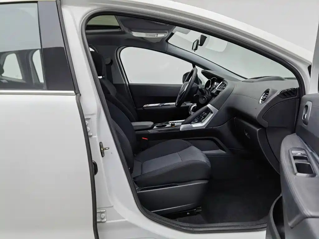 Peugeot 3008 — миниатюра 23