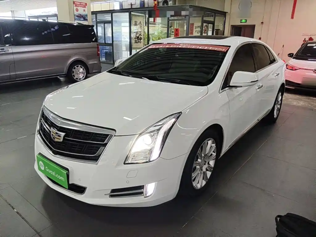Cadillac XTS