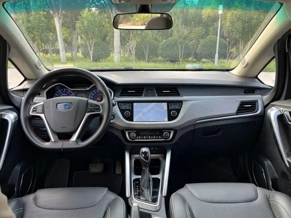 Geely Vision X3 — миниатюра 6