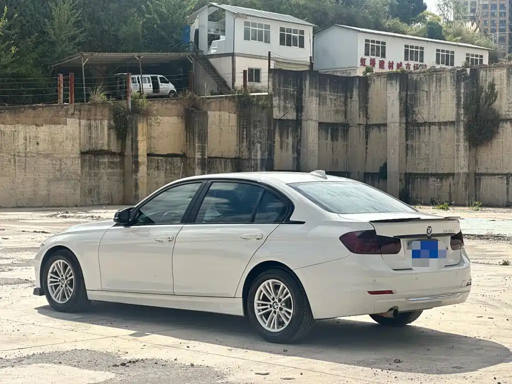 BMW 3 Series — миниатюра 5