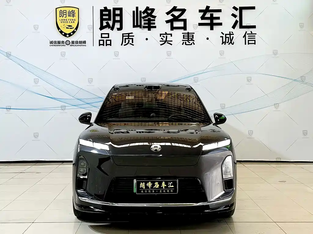NIO ES8 — миниатюра 2