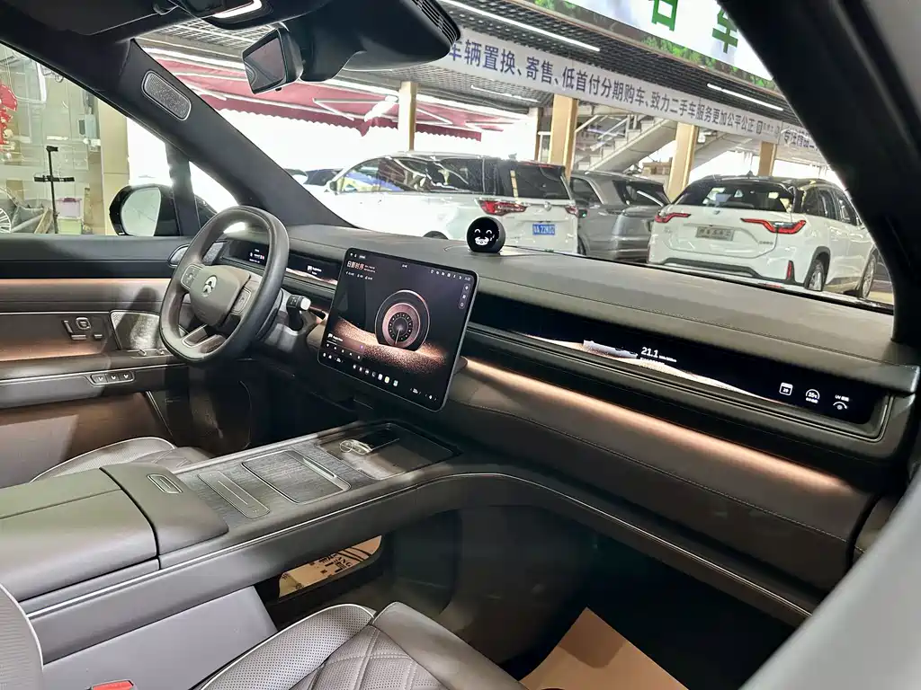 NIO ES8 — миниатюра 10