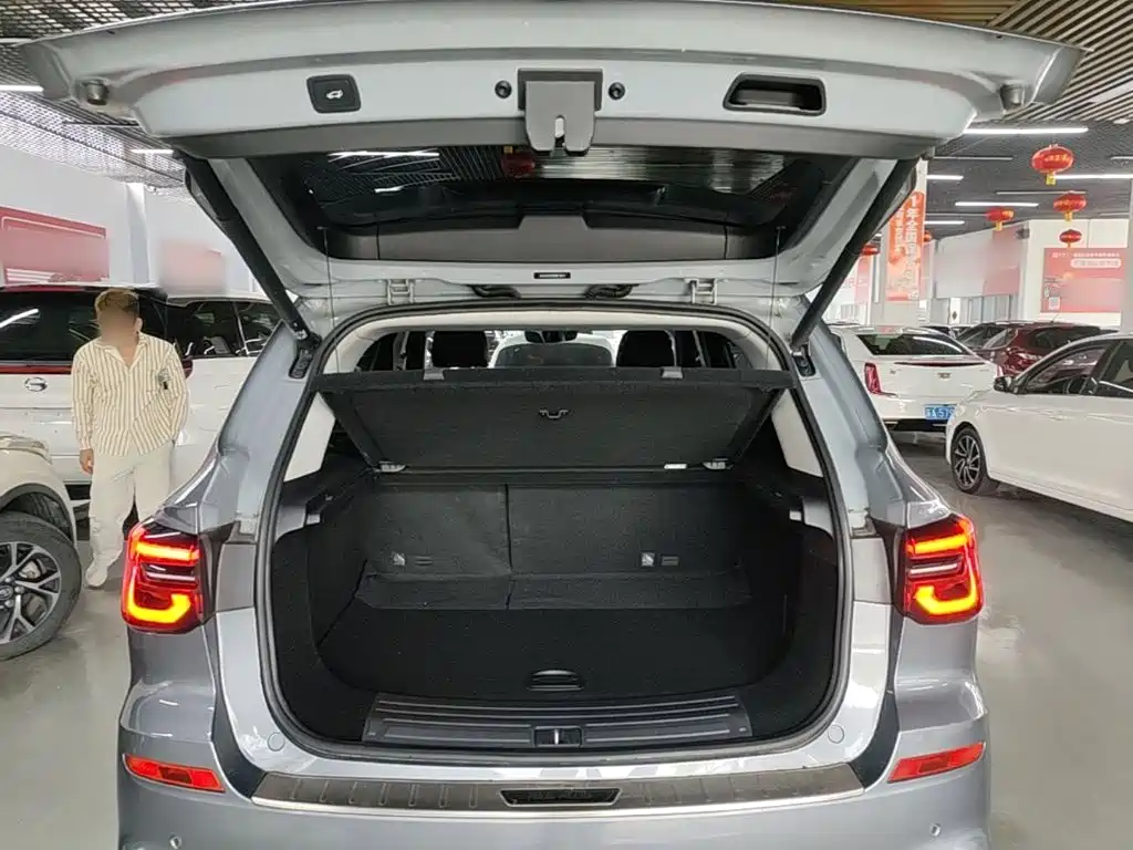 Roewe RX5 New Energy — миниатюра 19