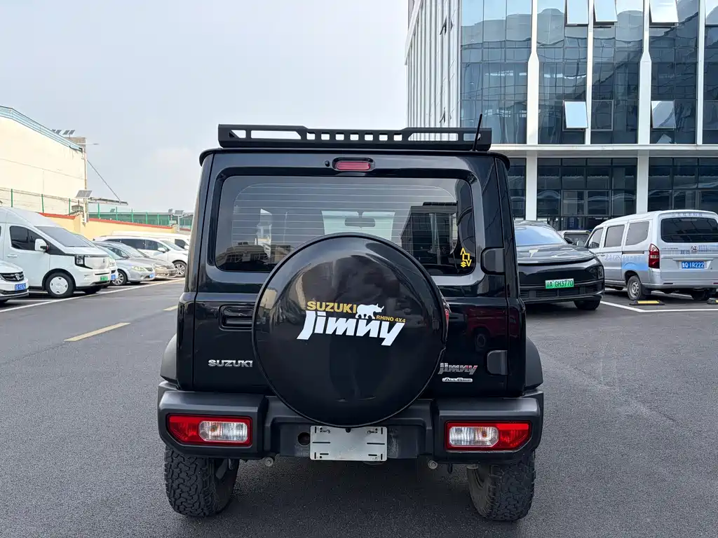 Suzuki Jimny — миниатюра 6